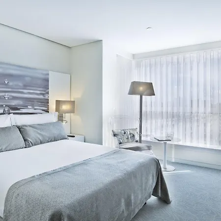 White Hotel 3*