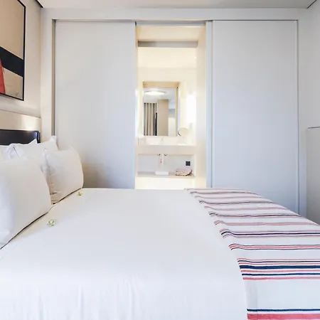 Hotel White 3*